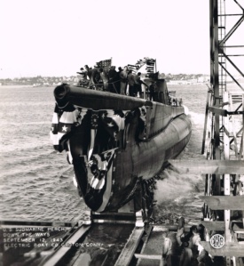 USS PERCH SS-313 1943